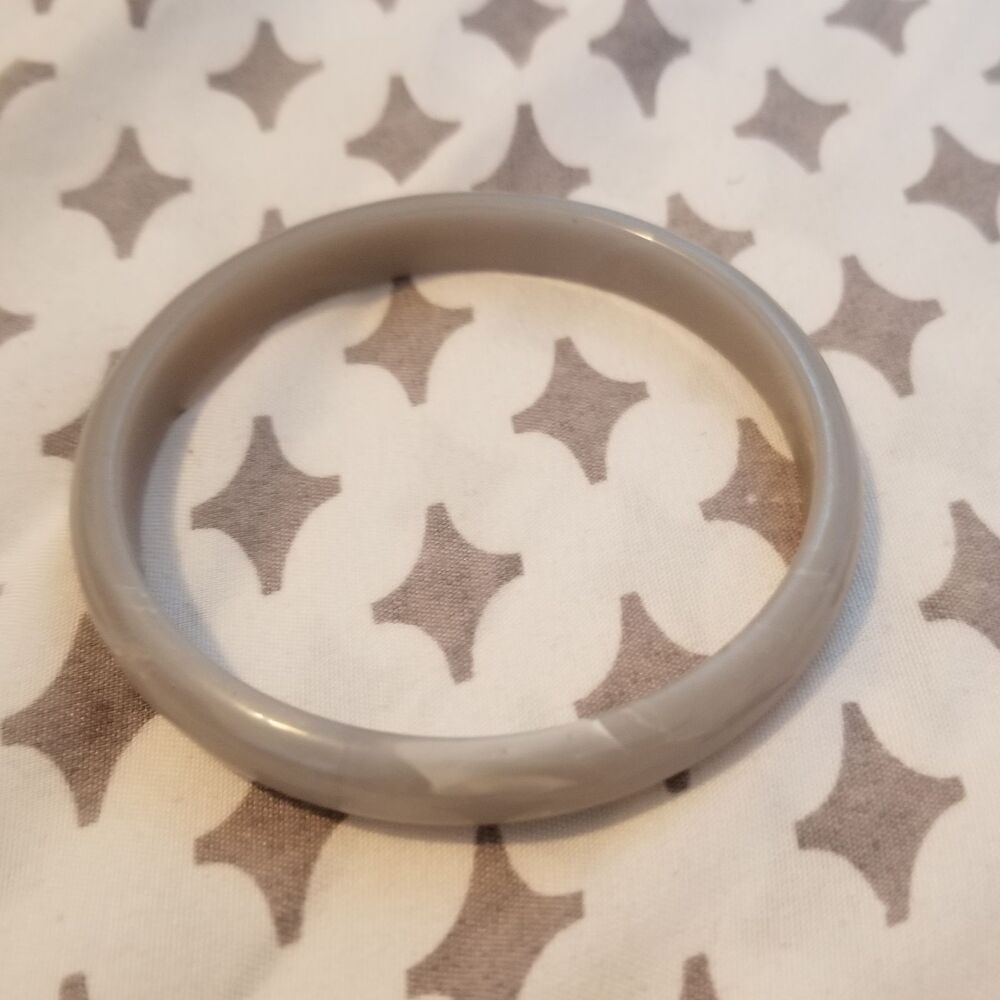 Women's Slender Gray Bracelet